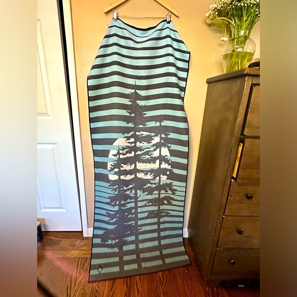 Nomadix quick dry Towel Tree Moon Design Teal Charcoal Quick dry Towel Sold Out